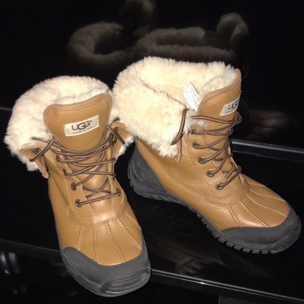 Ugg Adirondack brown boot
